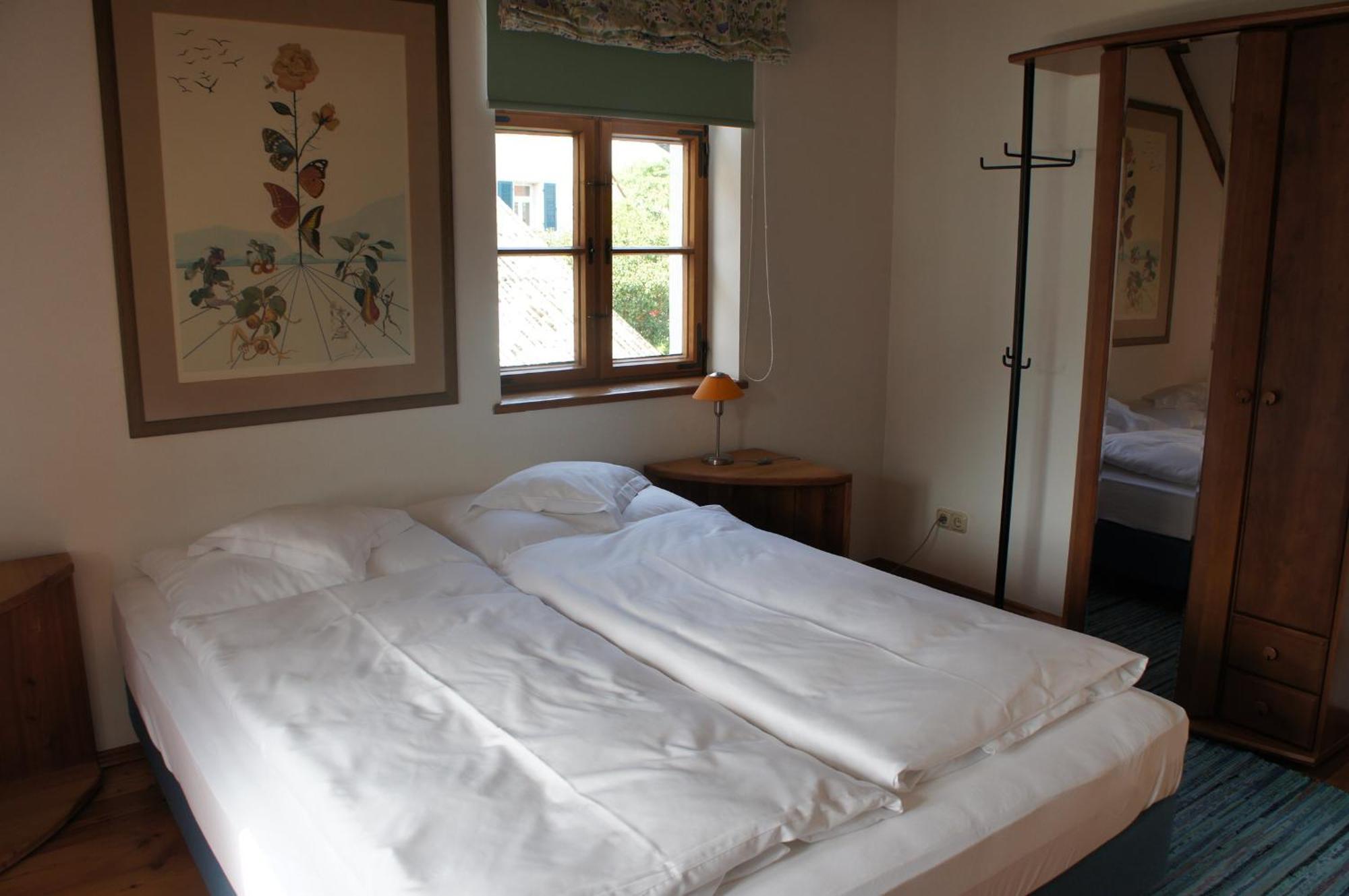 Hotel Schwarzer Adler Erlangen Habitación foto
